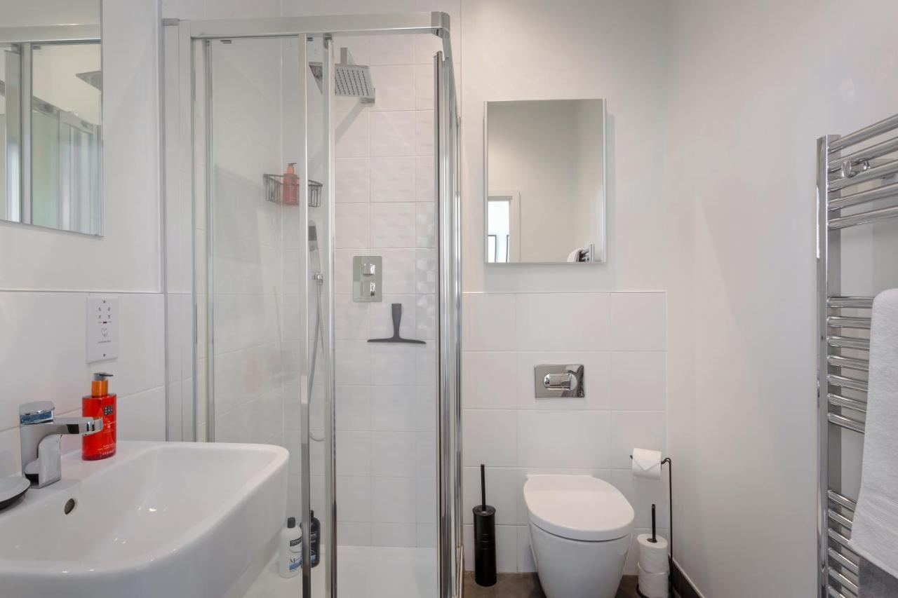 Luxury Serviced Apartments Stevenage, Hertfordshire Bagian luar foto