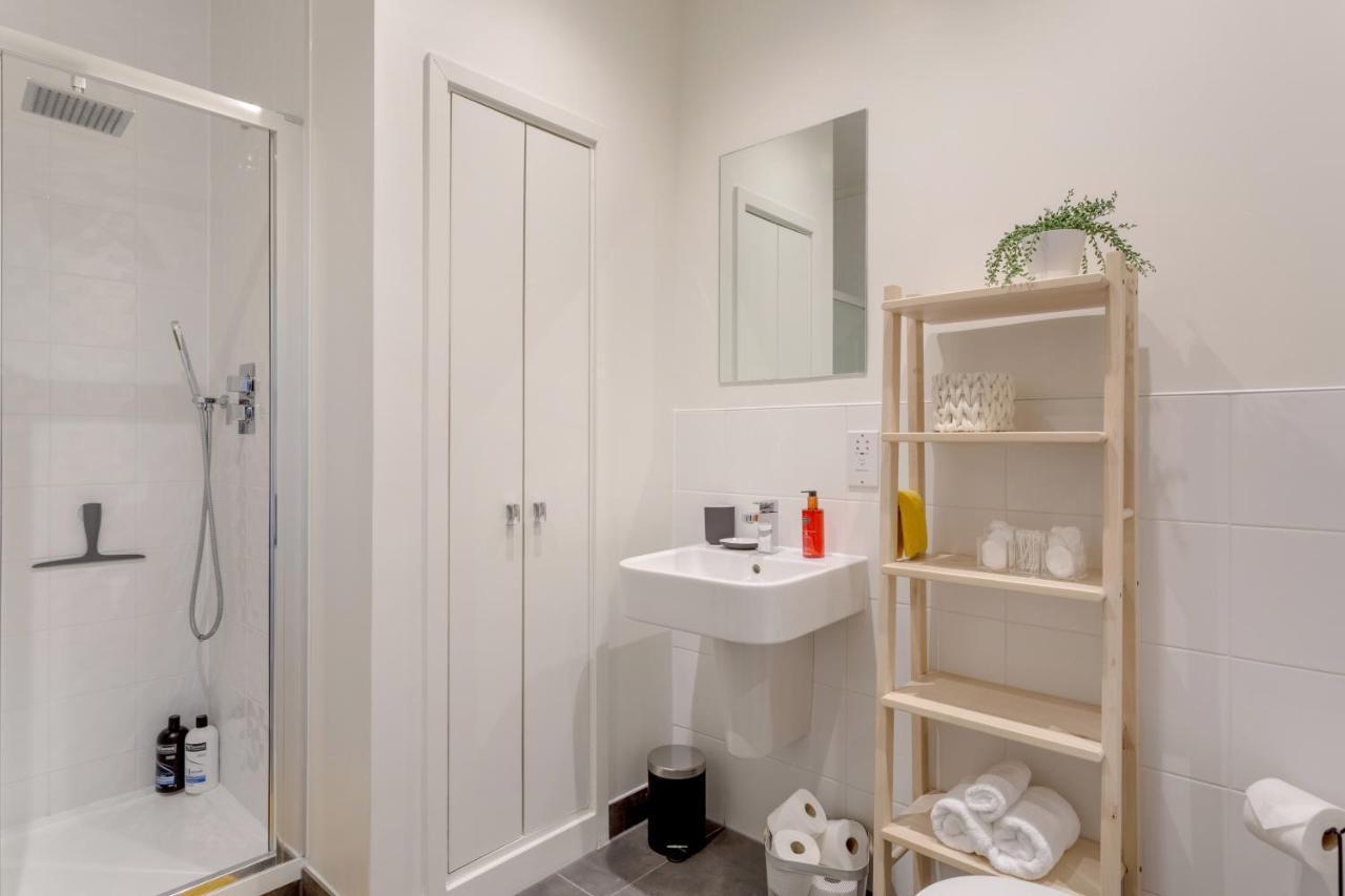 Luxury Serviced Apartments Stevenage, Hertfordshire Bagian luar foto