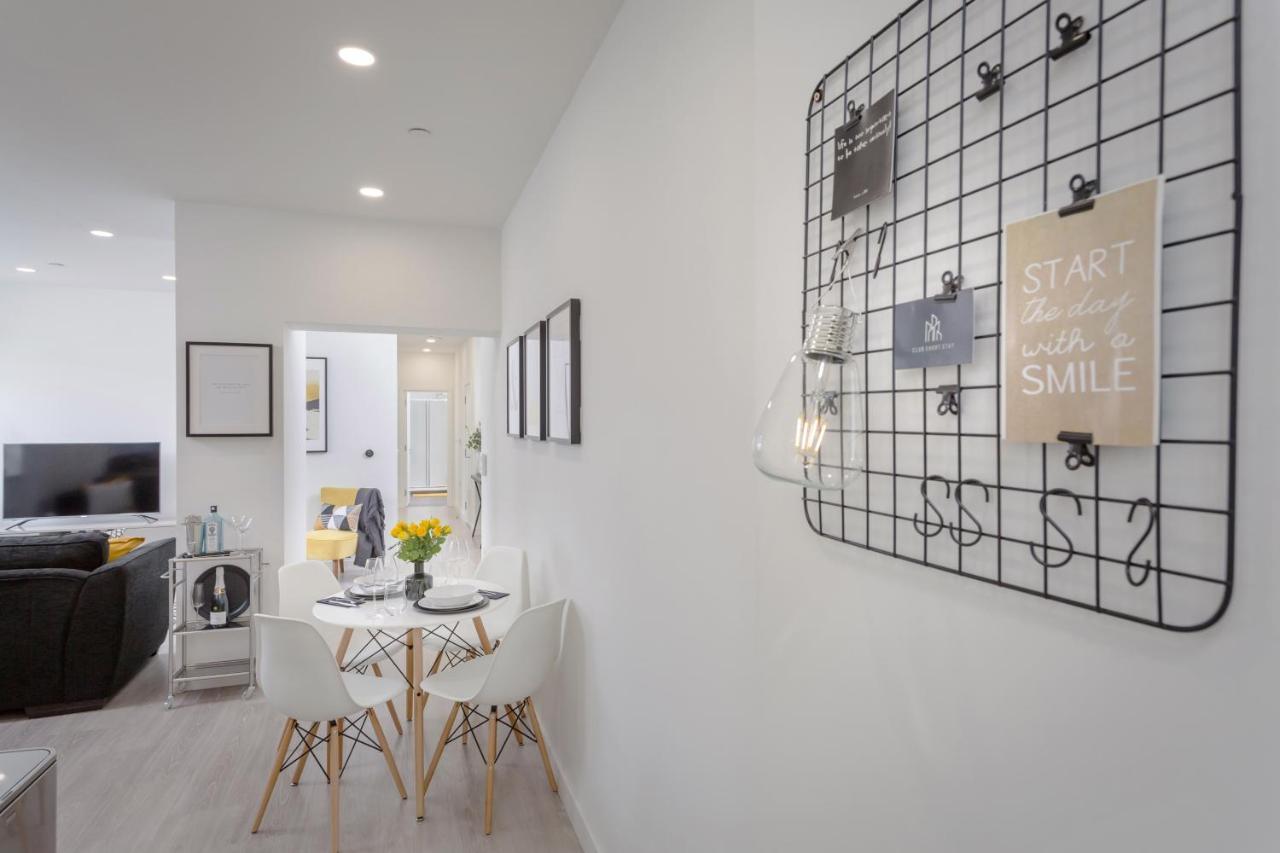 Luxury Serviced Apartments Stevenage, Hertfordshire Bagian luar foto
